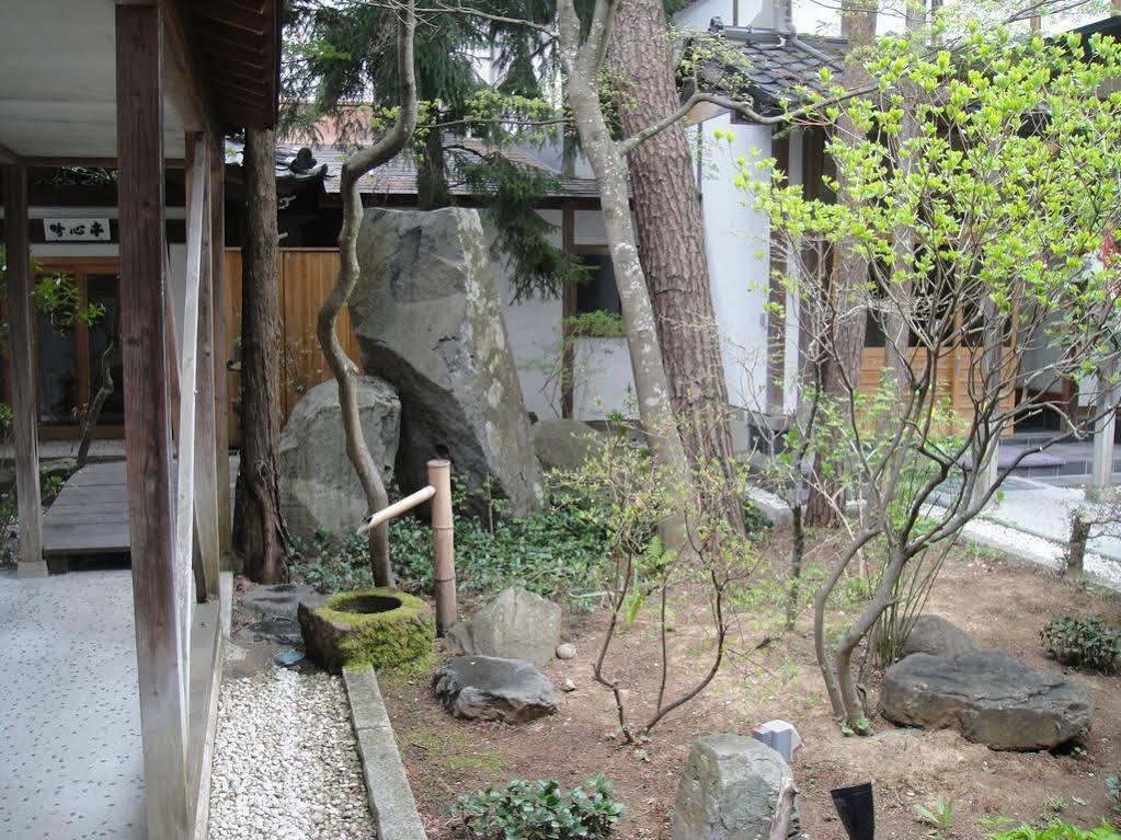Jinpyokaku Hotel Yamanouchi  Ngoại thất bức ảnh