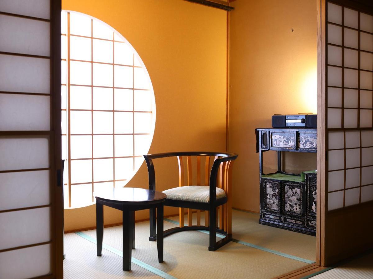 Jinpyokaku Hotel Yamanouchi  Ngoại thất bức ảnh